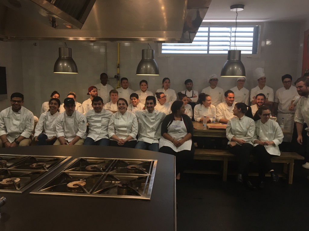 Alumnos del Culinary Institute of America en ESHS (1)